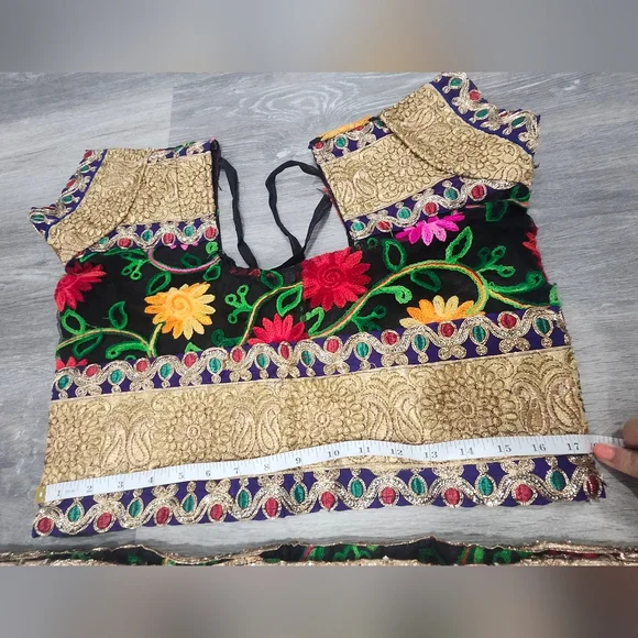 Floral Lehenga with Yellow Dupatta - Picture 5 of 6